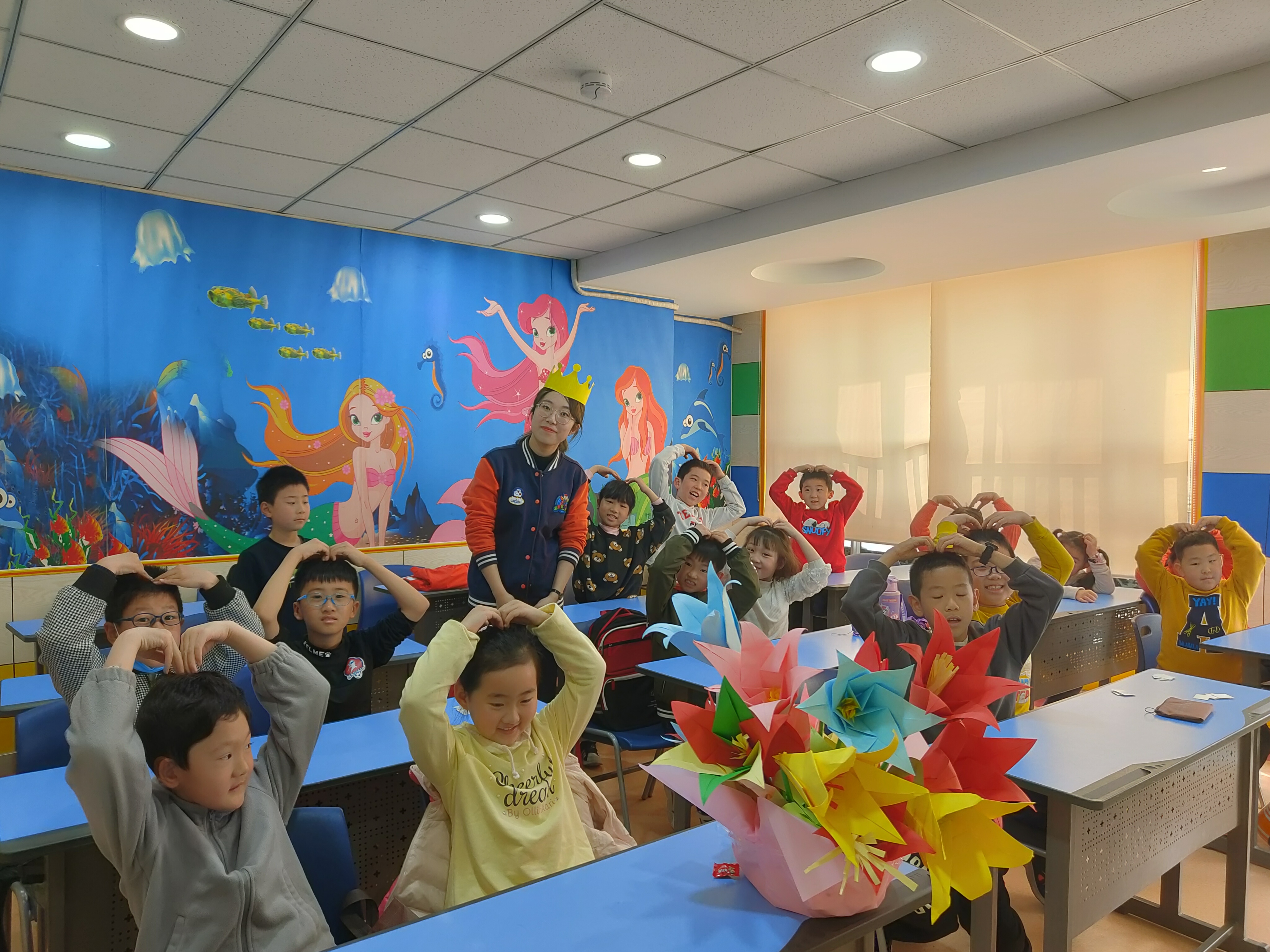 天童教育：一看停不了 孩子沉迷动画片怎么办(图1)