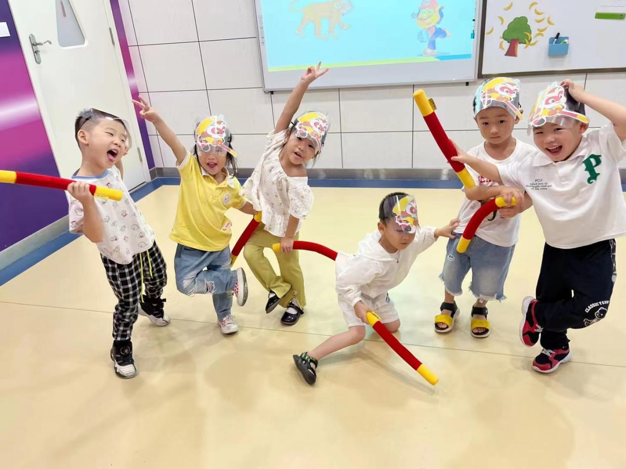 孩子沉迷电子产品怎么办?来看看福州天童教育的建议(图2) 孩子沉迷电子产品怎么办?来看看福州天童教育的建议(图2)