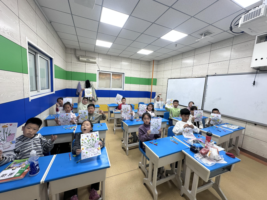孩子英语学习,福州天童教育提醒家长少说“你看看别人家孩子”(图1) 孩子英语学习,福州天童教育提醒家长少说“你看看别人家孩子”(图1)